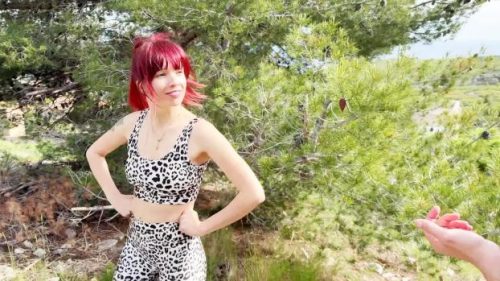 Chaarlene improvises in front of a voyeur