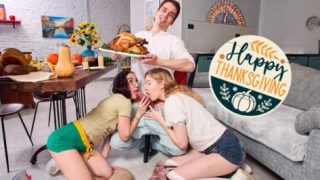 Pussy stuffing for Thanksgiving – Mia Murkovski & Sia Florance